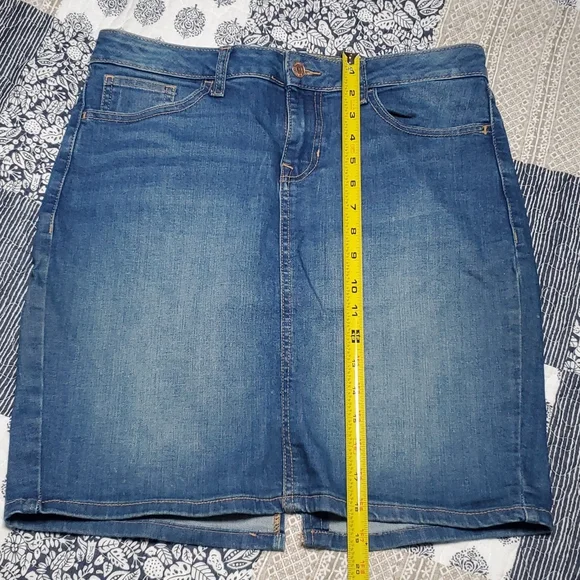 Old Navy denim skirt - Picture 8 of 8